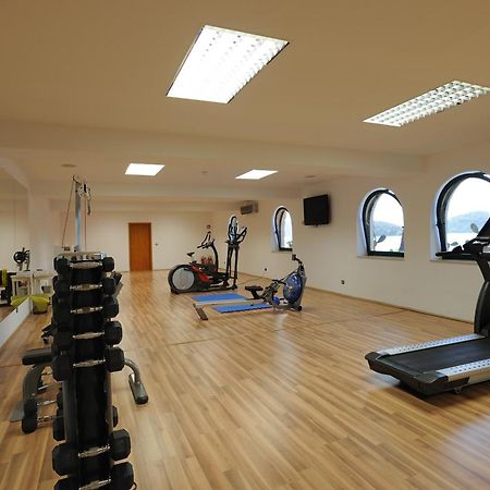 Hotel Solitudo Uble Εξωτερικό φωτογραφία