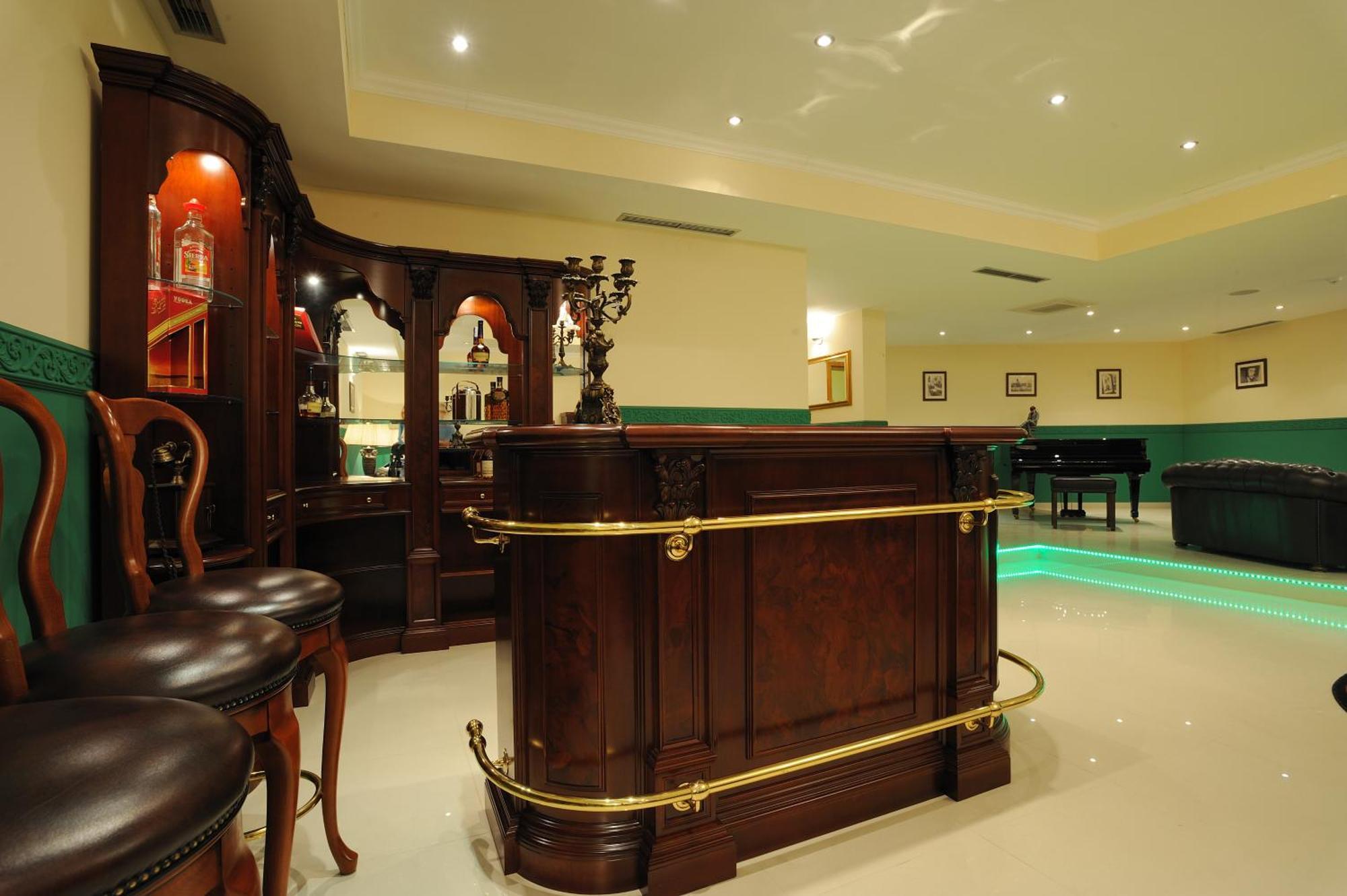 Hotel Solitudo Uble Εξωτερικό φωτογραφία